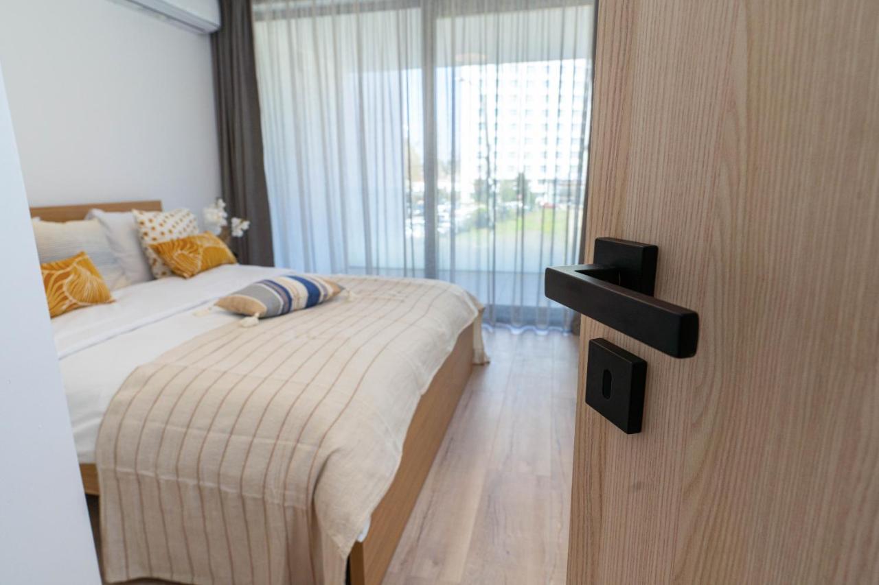 Amaris Apart-Hotel, Situat Pe Faleza Din Eforie Nord, La 2 Pasi De Plaja, Apartamente Complet Utilate Exterior foto
