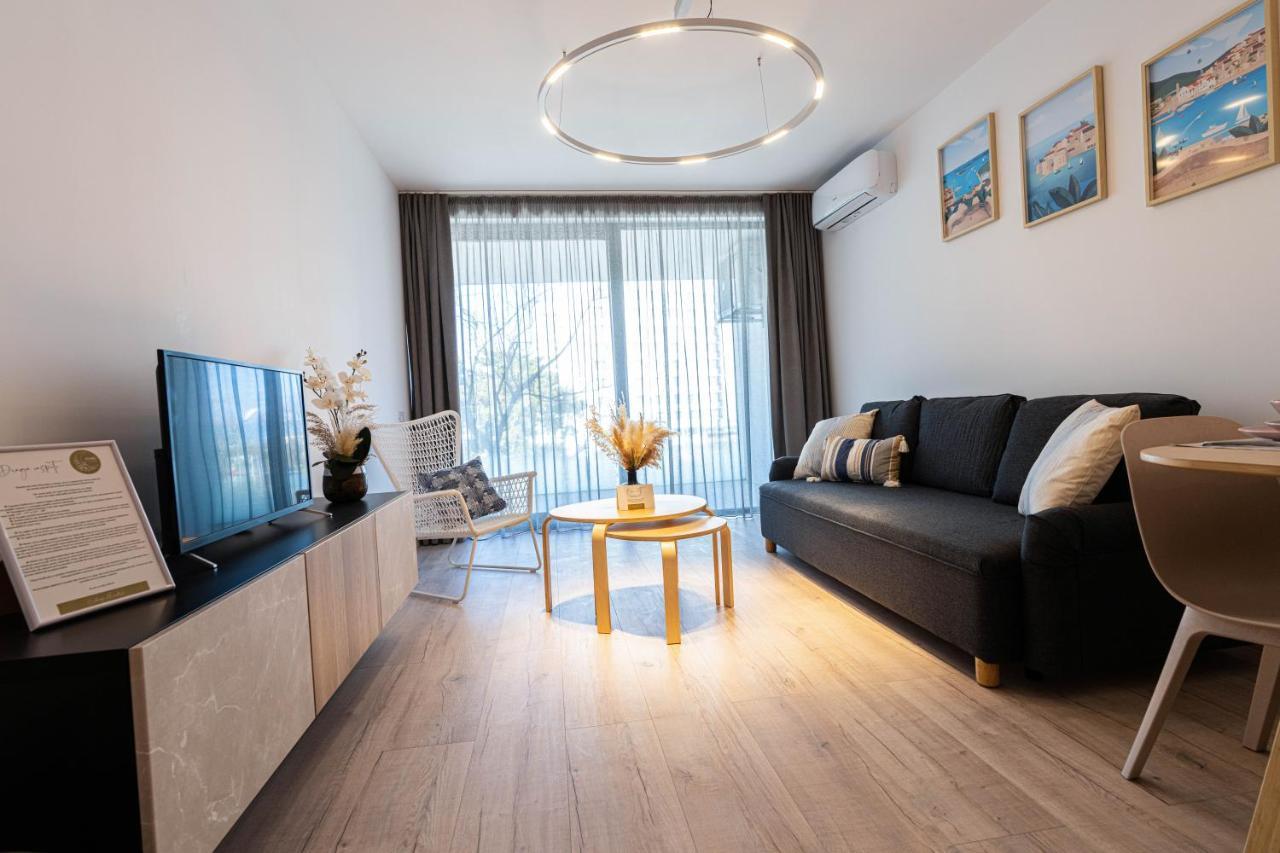 Amaris Apart-Hotel, Situat Pe Faleza Din Eforie Nord, La 2 Pasi De Plaja, Apartamente Complet Utilate Exterior foto