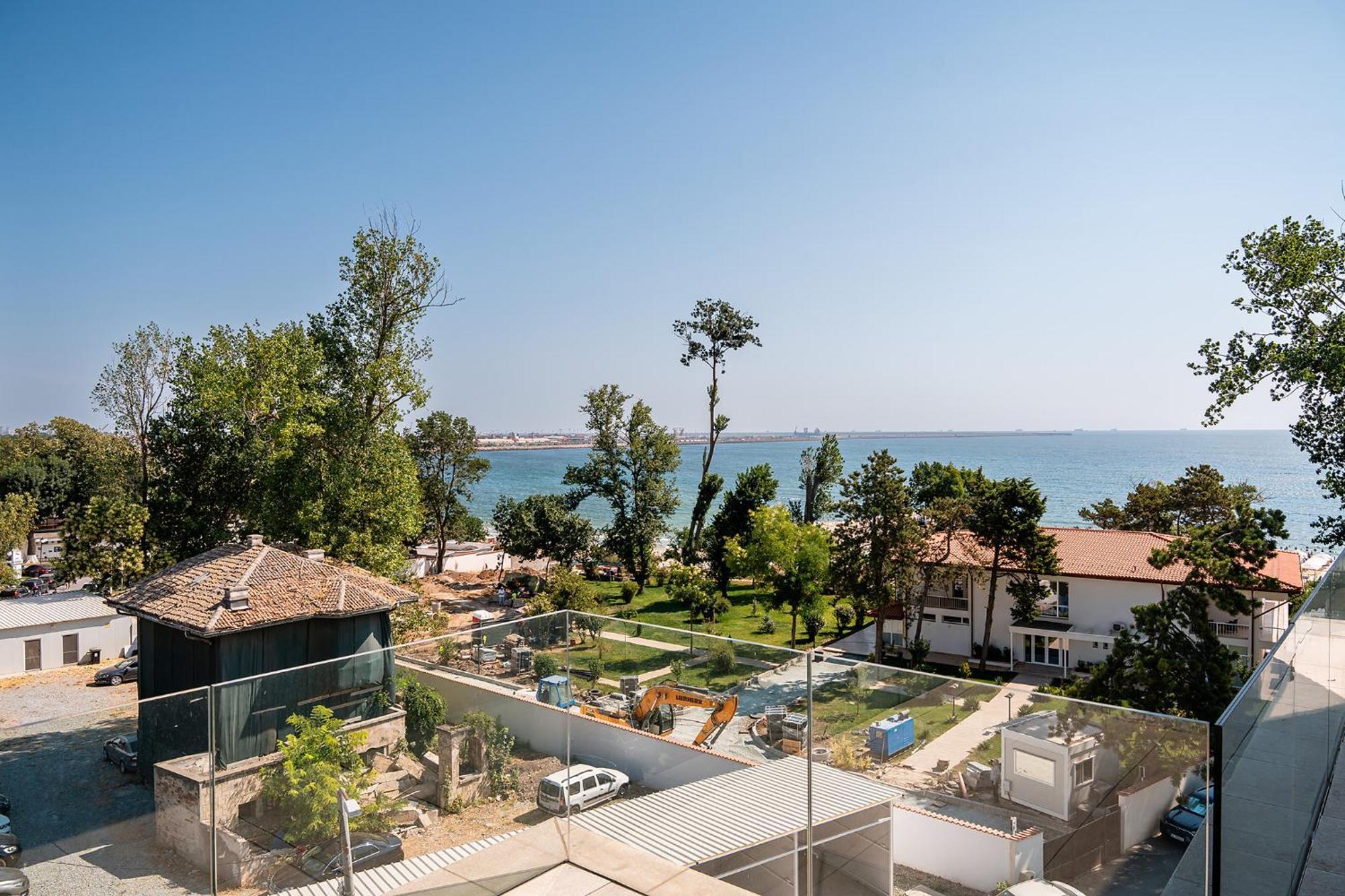 Amaris Apart-Hotel, Situat Pe Faleza Din Eforie Nord, La 2 Pasi De Plaja, Apartamente Complet Utilate Exterior foto