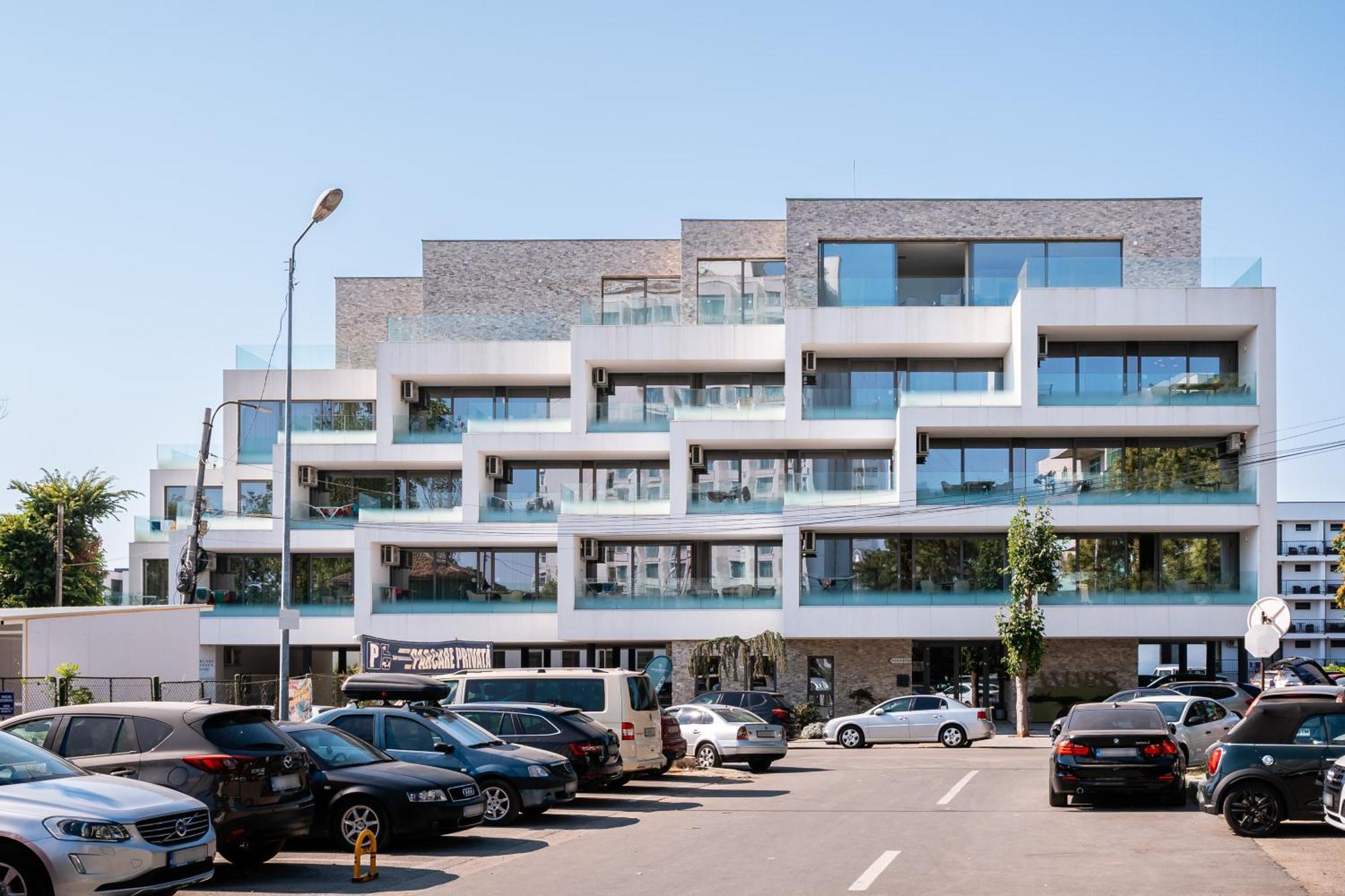 Amaris Apart-Hotel, Situat Pe Faleza Din Eforie Nord, La 2 Pasi De Plaja, Apartamente Complet Utilate Exterior foto