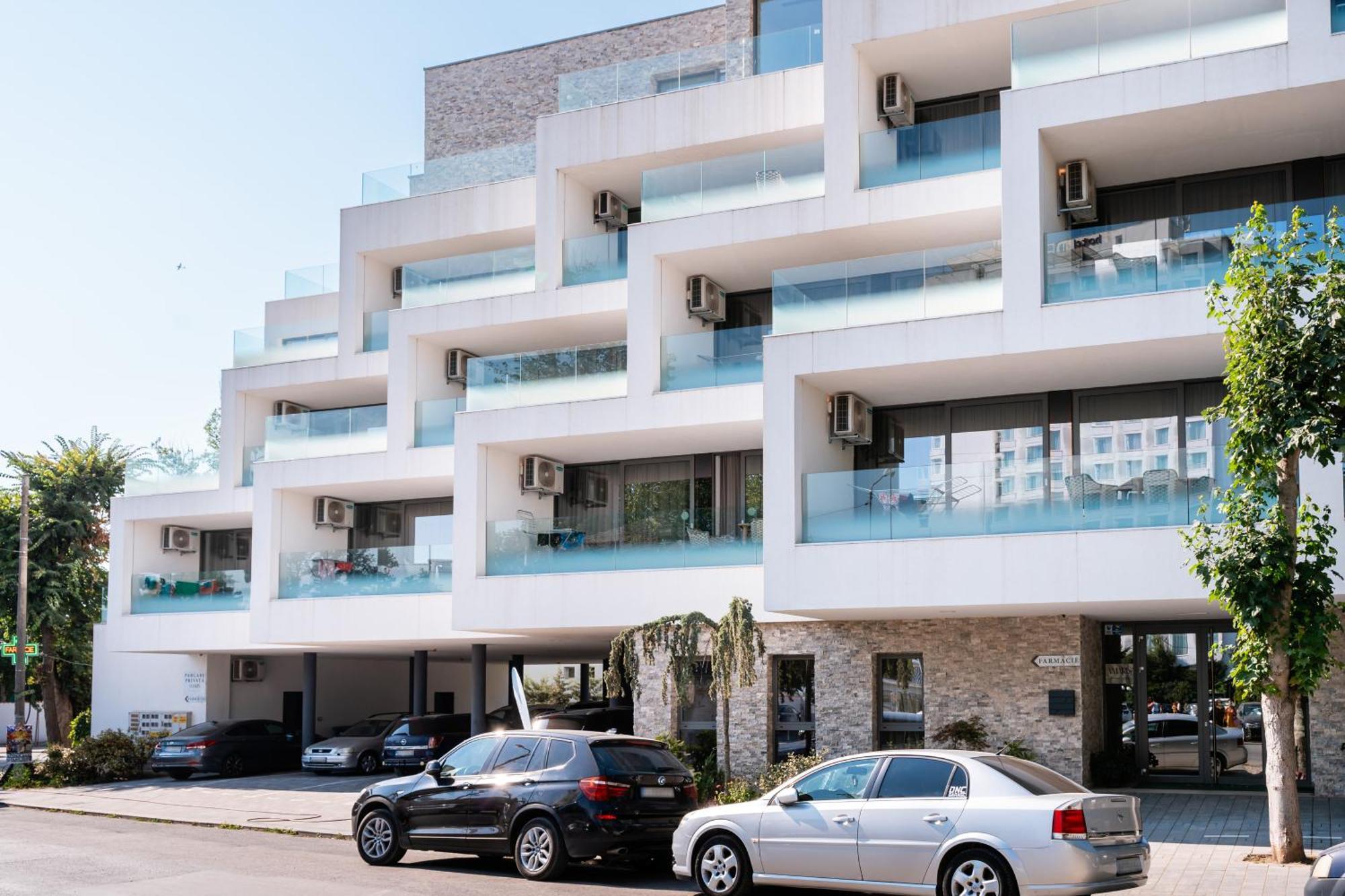 Amaris Apart-Hotel, Situat Pe Faleza Din Eforie Nord, La 2 Pasi De Plaja, Apartamente Complet Utilate Exterior foto