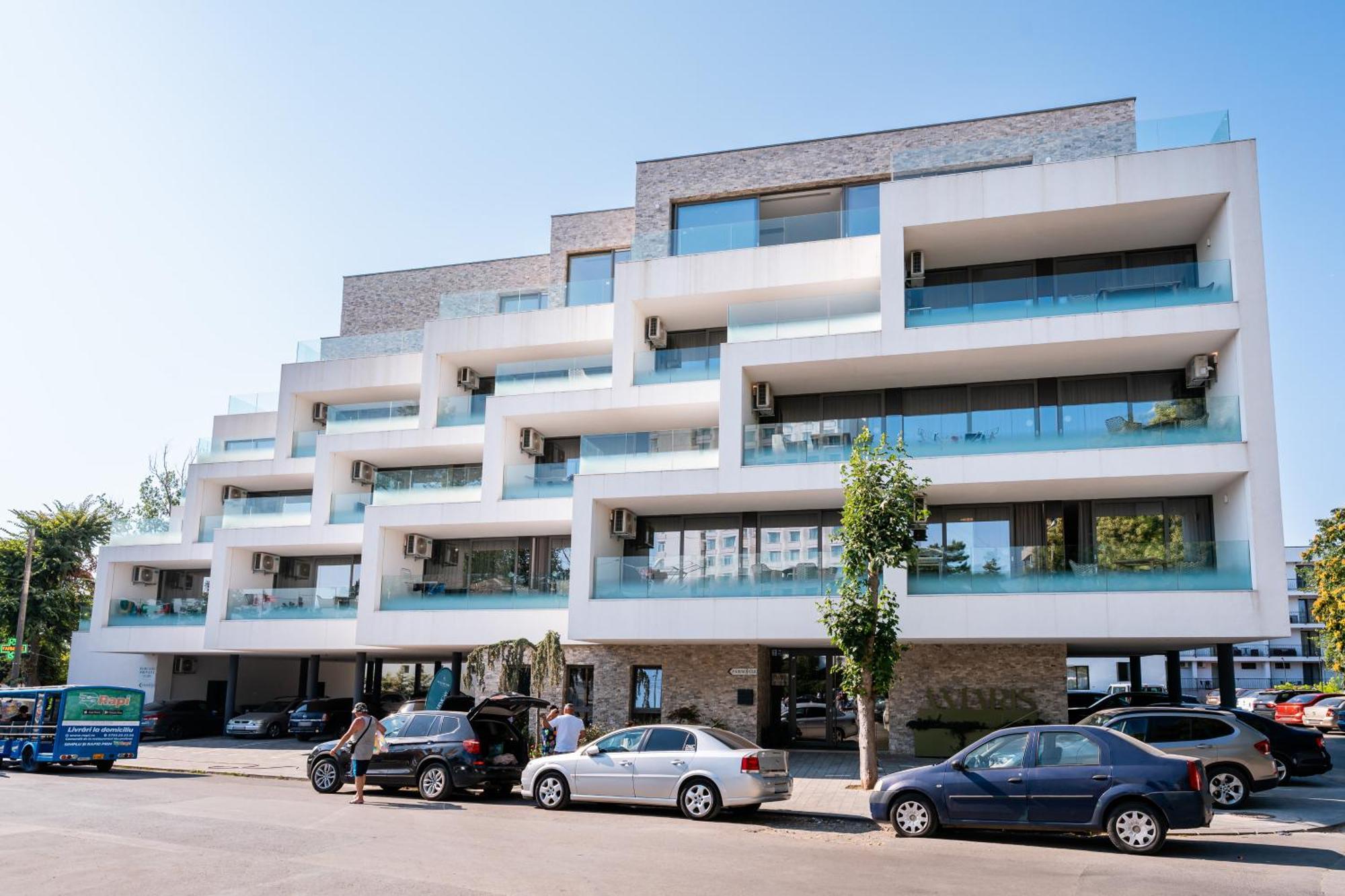 Amaris Apart-Hotel, Situat Pe Faleza Din Eforie Nord, La 2 Pasi De Plaja, Apartamente Complet Utilate Exterior foto