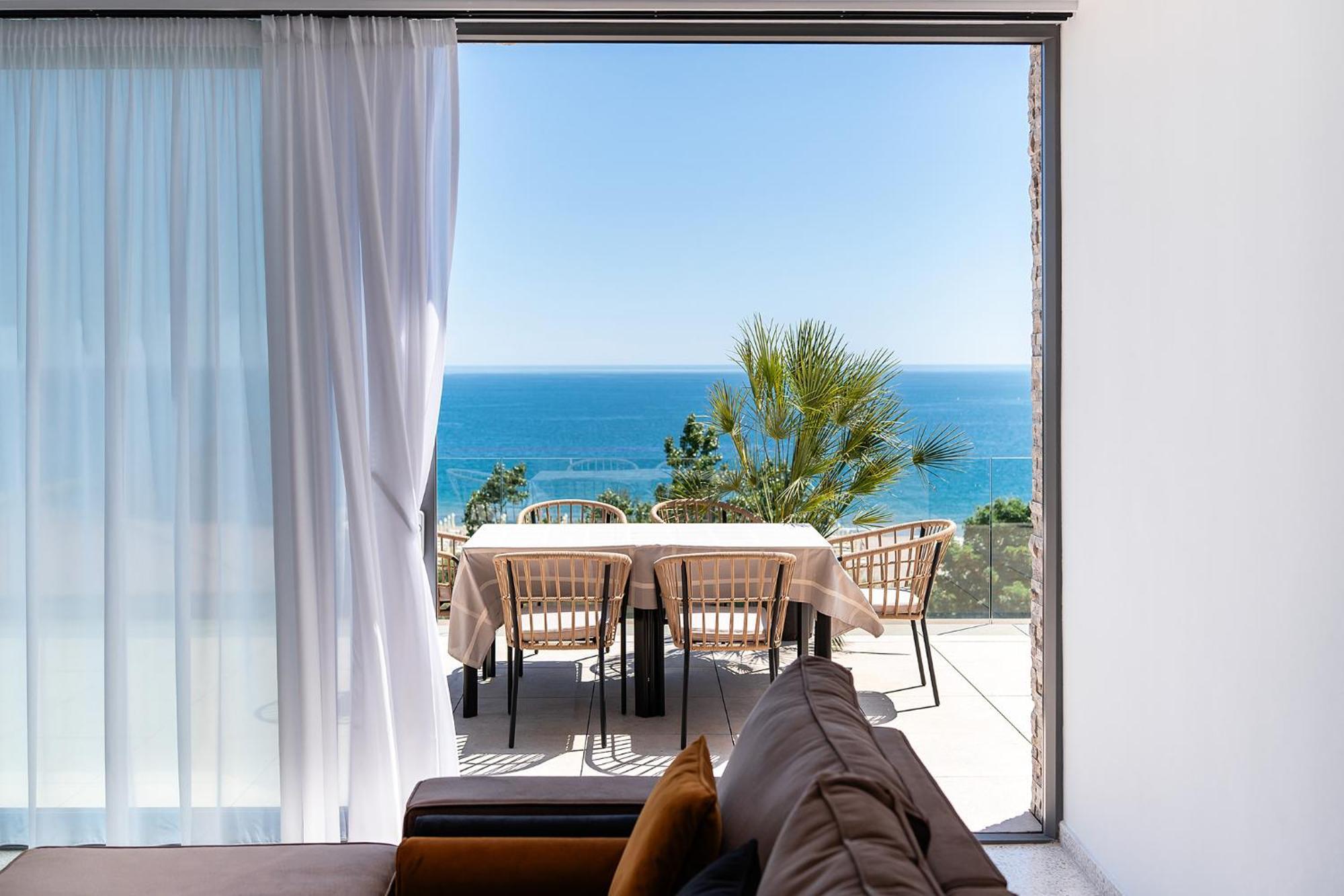 Amaris Apart-Hotel, Situat Pe Faleza Din Eforie Nord, La 2 Pasi De Plaja, Apartamente Complet Utilate Exterior foto