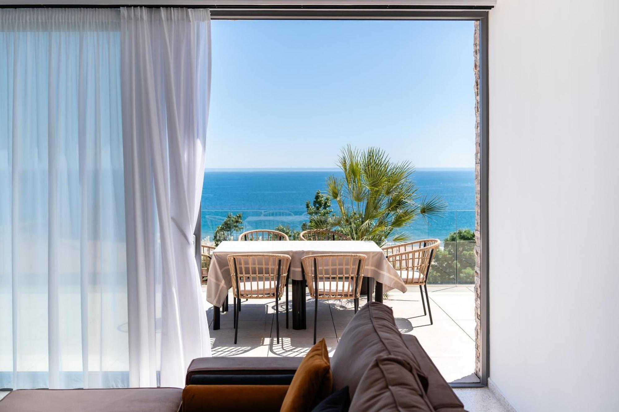 Amaris Apart-Hotel, Situat Pe Faleza Din Eforie Nord, La 2 Pasi De Plaja, Apartamente Complet Utilate Exterior foto